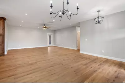 408 S Center St, Elsinore, UT 84724 - Photo 15