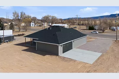 408 S Center St, Elsinore, UT 84724 - Photo 9