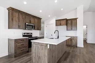 5161 W 10100 N, Elwood, UT 84337 - Photo 9