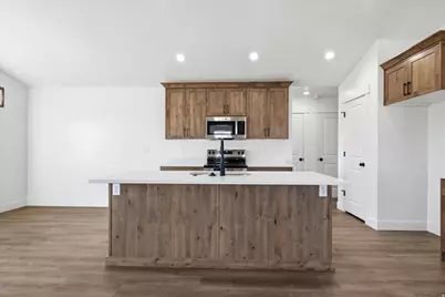 5161 W 10100 N, Elwood, UT 84337 - Photo 9