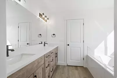 5161 W 10100 N, Elwood, UT 84337 - Photo 21