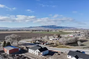 5161 W 10100 N, Elwood, UT 84337 - Photo 7
