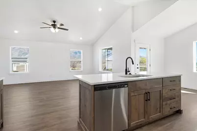 5161 W 10100 N, Elwood, UT 84337 - Photo 13