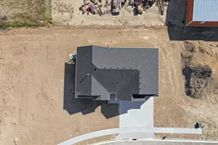 5161 W 10100 N, Elwood, UT 84337 - Photo 37