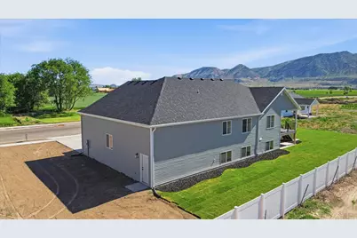 5161 W 10100 N, Elwood, UT 84337 - Photo 39