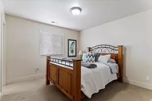 911 Callie Ct, North Salt Lake, UT 84054 - Photo 25