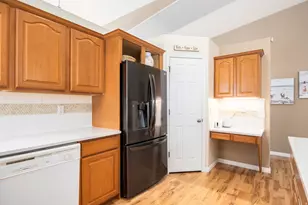 1049 E Granite Mill Ct, Millcreek, UT 84106 - Photo 7