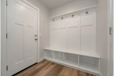 5907 S Crown Park Cv, Kearns, UT 84118 - Photo 9