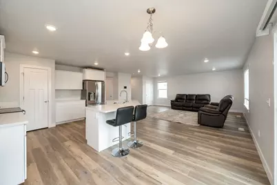 5907 S Crown Park Cv, Kearns, UT 84118 - Photo 5