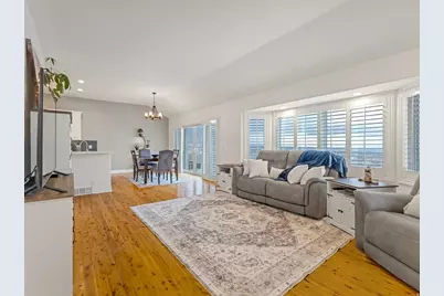 2522 S Scenic Dr E, Salt Lake City, UT 84109 - Photo 5