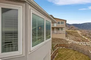 2522 S Scenic Dr E, Salt Lake City, UT 84109 - Photo 21