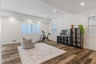 2522 S Scenic Dr E, Salt Lake City, UT 84109 - Photo 17