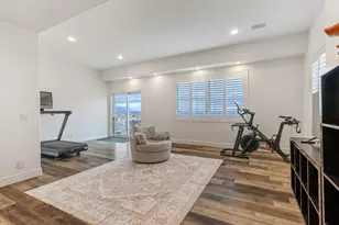 2522 S Scenic Dr E, Salt Lake City, UT 84109 - Photo 15