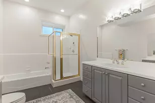 2522 S Scenic Dr E, Salt Lake City, UT 84109 - Photo 21