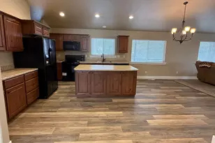 353 W Niblick Circle, Garden City, UT 84028 - Photo 7