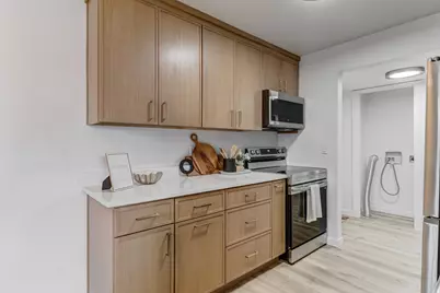 1861 W 600 N #7, Salt Lake City, UT 84116 - Photo 3