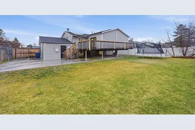5269 W Cherrywood Ln, West Valley, UT 84120 - Photo 27