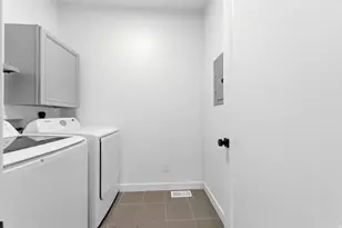 11171 S Kestrel Rise Rd, South Jordan, UT 84009 - Photo 29