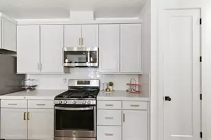 11171 S Kestrel Rise Rd, South Jordan, UT 84009 - Photo 11