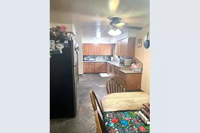 127 S 400 E, Lindon, UT 84042 - Photo 3