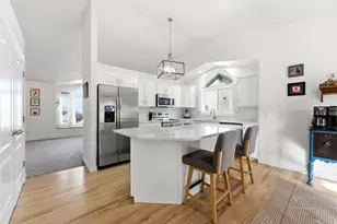 3285 S Davis Blvd, Bountiful, UT 84010 - Photo 3