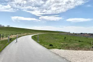 2254 S Valley Dr, Mapleton, UT 84664 - Photo 13