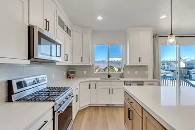 3348 S Wild Oak Rd, Saratoga Springs, UT 84045 - Photo 15