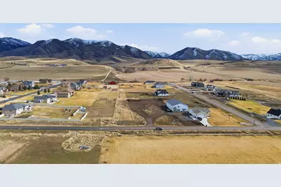 9560 S 200 E, Paradise, UT 84328 - Photo 7