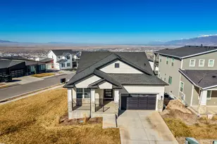 93 E Edgecrest Ln, North Salt Lake, UT 84054 - Photo 35