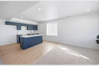 93 E Edgecrest Ln, North Salt Lake, UT 84054 - Photo 29