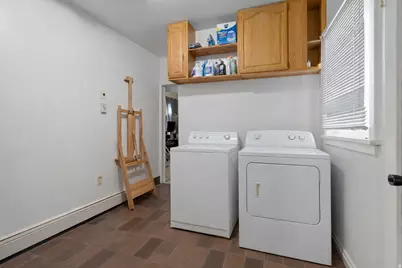 5680 S 1300 E, Murray, UT 84121 - Photo 13