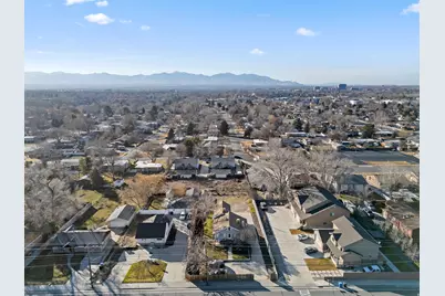 5680 S 1300 E, Murray, UT 84121 - Photo 31