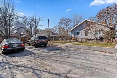 5680 S 1300 E, Murray, UT 84121 - Photo 21