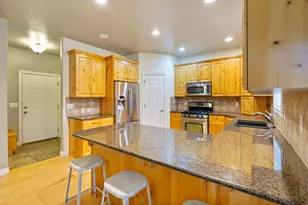 557 S 1470 E, Springville, UT 84663 - Photo 11