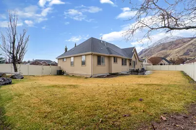 557 S 1470 E, Springville, UT 84663 - Photo 35