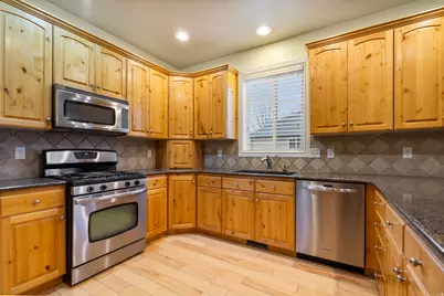 557 S 1470 E, Springville, UT 84663 - Photo 11