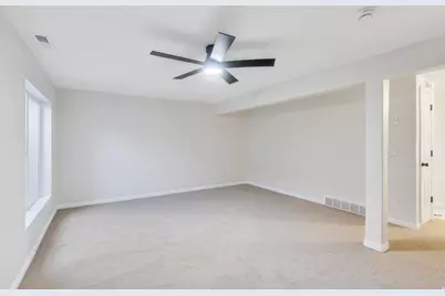 4778 S Huntly Dr, Murray, UT 84107 - Photo 17