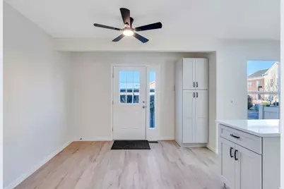 4778 S Huntly Dr, Murray, UT 84107 - Photo 7