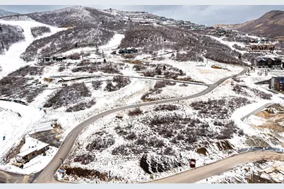 2262 W Sonder Way #E-9, Park City, UT 84060 - Photo 3