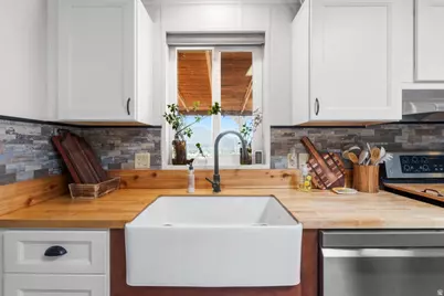 706 E Cottontail Rd, Central, UT 84722 - Photo 9