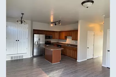 239 Hidden Creek Dr, Providence, UT 84332 - Photo 7