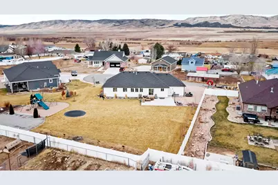 145 S 300 W, Mona, UT 84645 - Photo 5