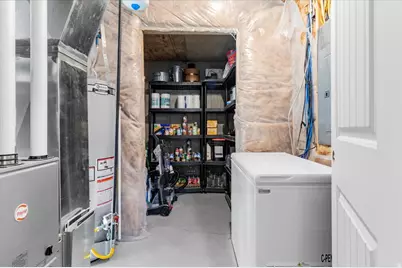 145 S 300 W, Mona, UT 84645 - Photo 27