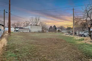 194 E 8530 S, Sandy, UT 84070 - Photo 35