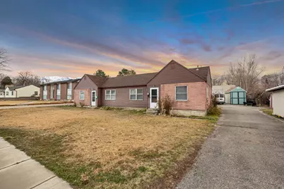 194 E 8530 S, Sandy, UT 84070 - Photo 3