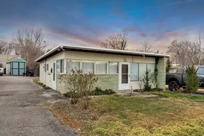 194 E 8530 S, Sandy, UT 84070 - Photo 21