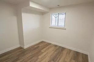 8492 S Mesa Dr E, Sandy, UT 84093 - Photo 27