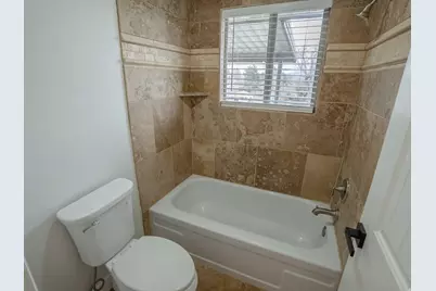 8492 S Mesa Dr E, Sandy, UT 84093 - Photo 15