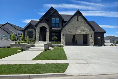 39 N Hayfield Cir, Kaysville, UT 84037 - Photo 1