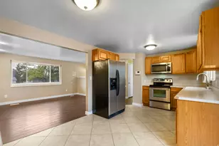 6622 S Georgia Dr, West Jordan, UT 84084 - Photo 9